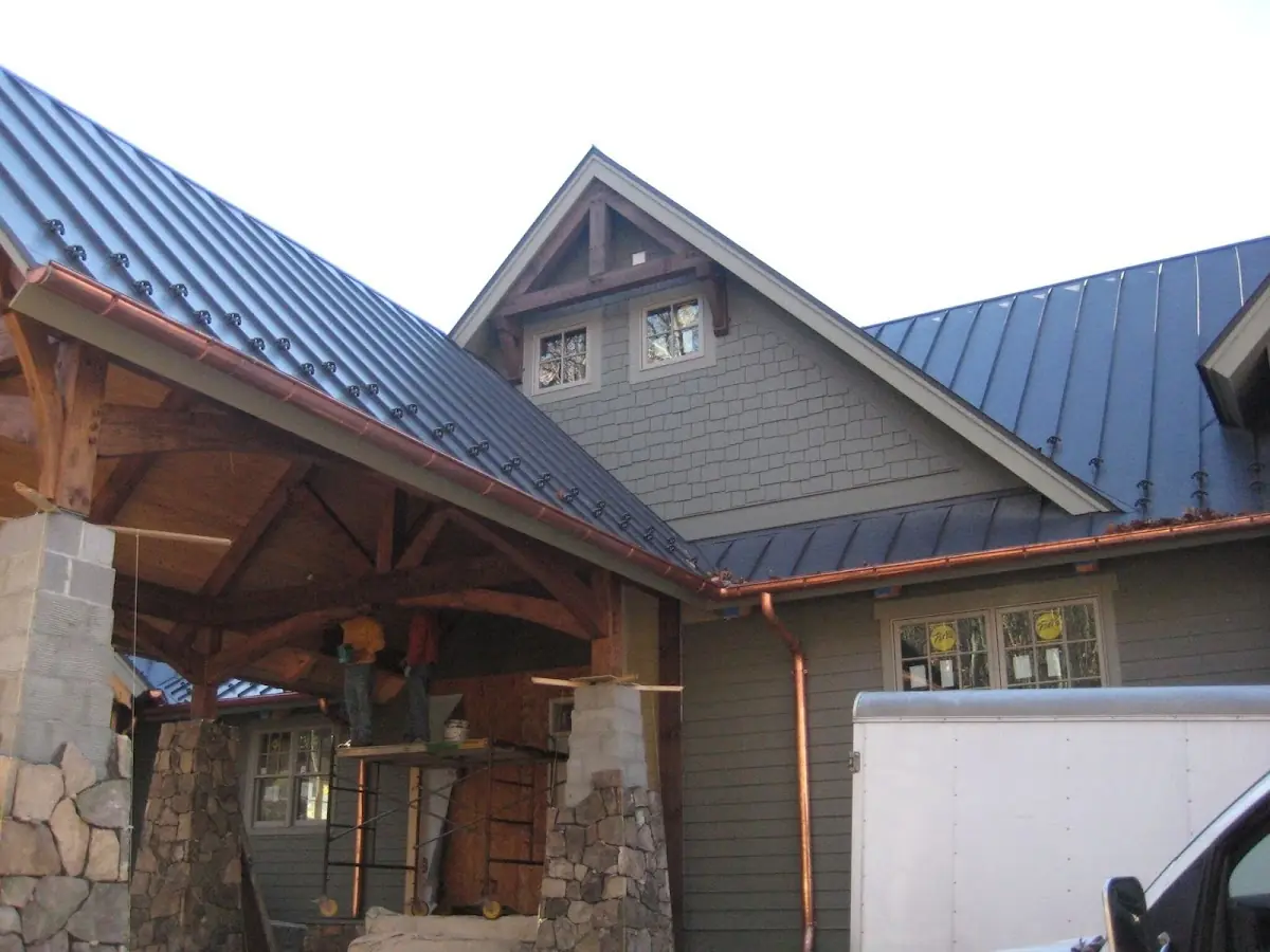 Craftsman Roofing team delivering quality roofing work in Fairchild
